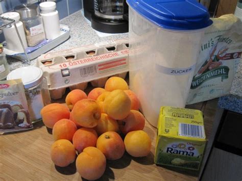 Geräts in den schrank nicht mehr zugänglich ist, muss ein zweipoliger trennschalter entsprechend den geltenden sicherheitsvorschriften installiert werden. MARILLENKUCHEN (hatte noch tiefgefrorene Marillen, die ...