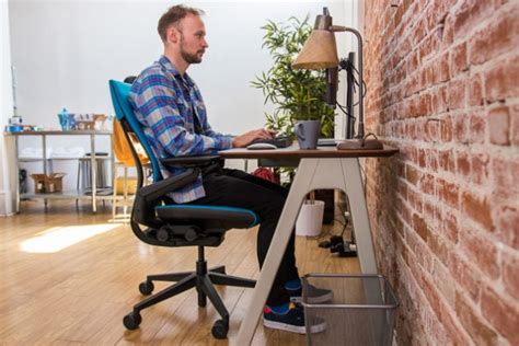 Chair arms are not essential, but they can support you as you stand up and sit down. 7 Things You Need for an Ergonomically Correct Workstation ...