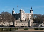 File:Tower of London, April 2006.jpg - Wikipedia