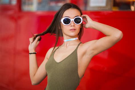 Woman Brunette Model Girl Sunglasses Wallpaper Coolwallpapersme