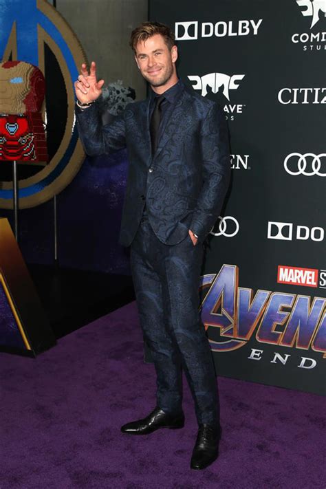 Chris Hemsworth Chris Evans Avengers Endgame World Movie Premiere Red