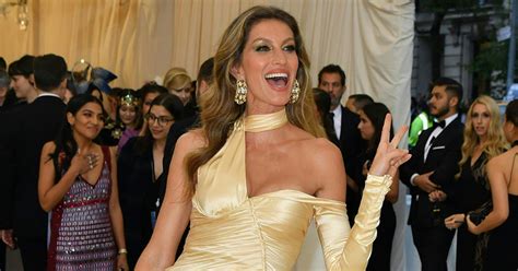 watch gisele bundchen shows off dance moves with james corden talks close call in helicopter