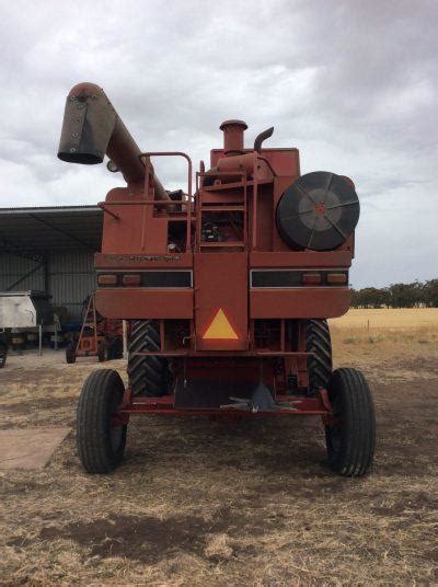 Case Ih 1644 And 1010 Combine Harvester Harvesters Case Ih Vic Power