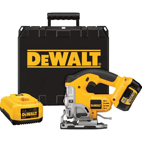 Free Shipping — Dewalt Cordless Jig Saw Kit — 18 Volt Model Dcs330l