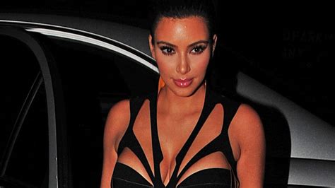Sexy oder zu viel Kim Kardashians Mega Dekolleté Promiflash de