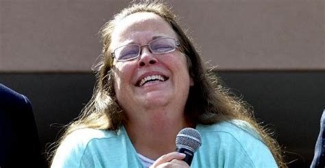 Federal Judge Rules Former Kentucky Clerk Kim Davis Violated Constitutional Rights Of Same Sex