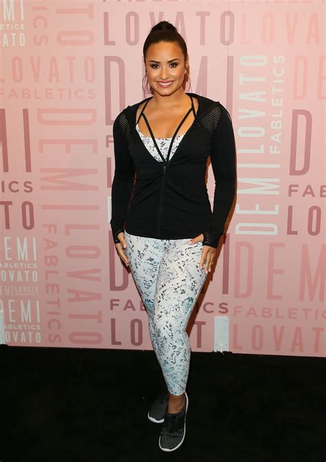 Demi Lovato Fabletics At Del Amo Fashion Center In Torrance