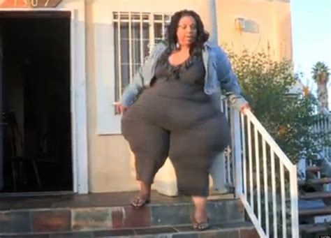 the educational blog meet the woman with the world s largest hips 8 foot wide and she loves