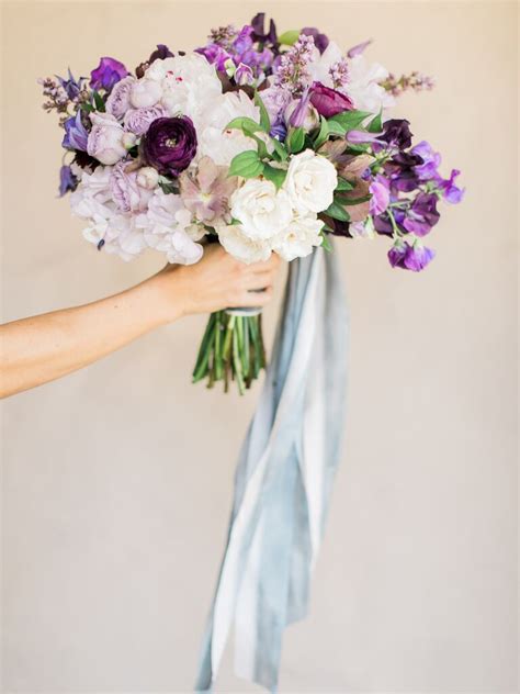 a guide to purple wedding bouquets purple flower types and more