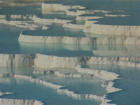 Gorgeous Turquoise Thermal Pools Glisten In Pamukkale Turkey Daily Viral