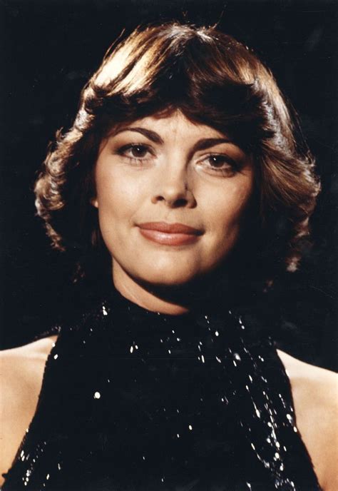 Beautiful Portrait Photos Of French Singer Mireille Mathieu In The