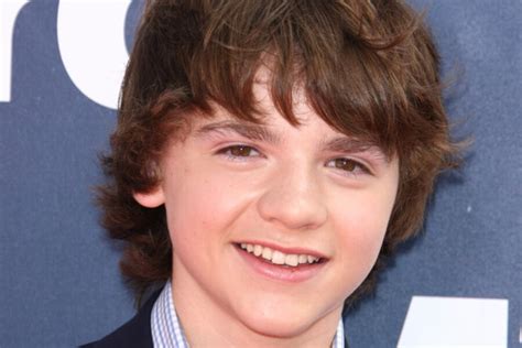 He also portrayed lee flynn in the 2018 netflix film the kissing booth. 'Super 8' star Joel Courtney talks about his debut film ...
