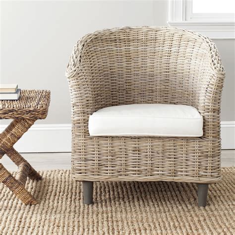 Safavieh 'Omni' Natural Wood Barrel Chair - 29.1" x 27.2" x 32.7" (With