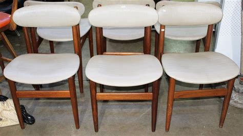 So they make it easier to entertain guests and get the little ones to eat up. A set of six Australian 'Elite' dining chairs, mid-century ...