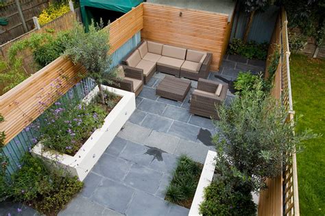 Prioritize crops by choosing to grow only. Small Garden Design in Putney - Contemporary - Garden ...