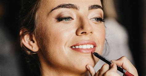 The 20 Best Long Lasting Bridal Lipsticks Of 2021