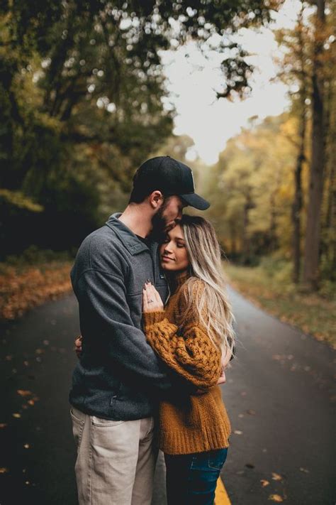 keys to staying connected in your relationship couple photoshoot poses couple photography