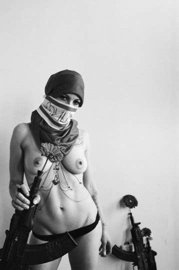 Naked Chicks With Weapons Page 9 Literotica Discussion Board