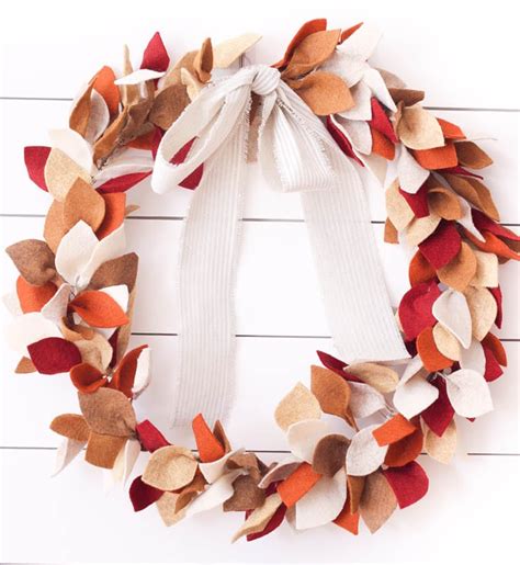 How To Make A Beautiful Felt Leaf Wreath For Fall Happy Happy Nester