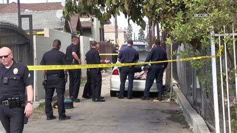 Mans Body Found In Trunk Of Car In Vermont Knolls Abc7 Los Angeles