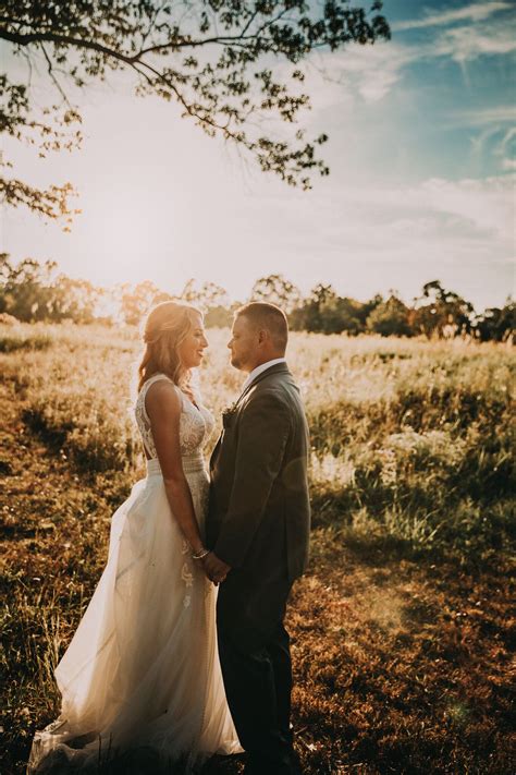 ROMANTIC SUNSET FALL WEDDING AT BURDOC FARMS - KEITH GLENN BY BILLIE-SHAYE STYLE | Romantic ...