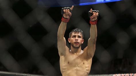 Ufc Fight Night 92 Yair Rodriguez Fighter To Watch Tonight In Salt Lake City
