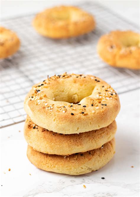 As you probably know, we low carb bloggers use this simple mozzarella dough recipe for almost everything. Low Carb Bagel Recipe | Haute & Healthy Living