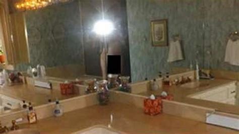 Oops Man Selling His Home Mistakenly Posts Bathroom Pic With Himself In Mirror Naked Fox News