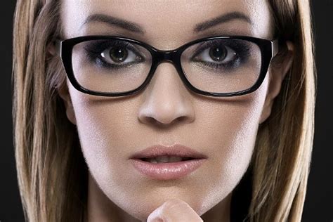 Eyebrows When Wearing Glasses Hooded Eye Makeup Glasses Makeup Eye Makeup Tips