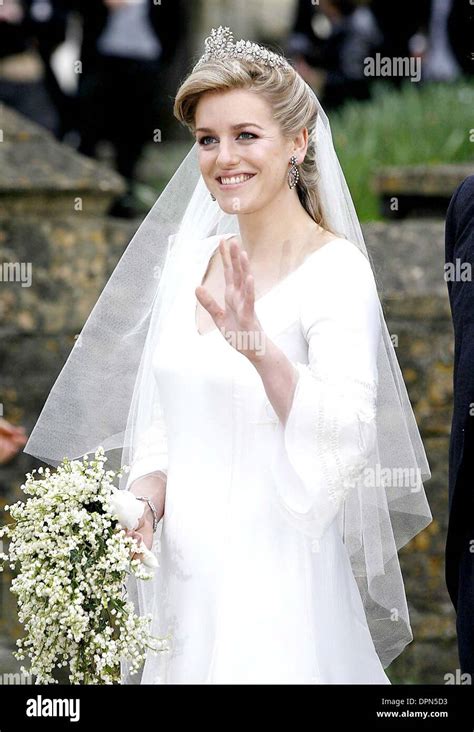 Wedding Laura Parker Bowles Harry Banque Dimage Et Photos Alamy