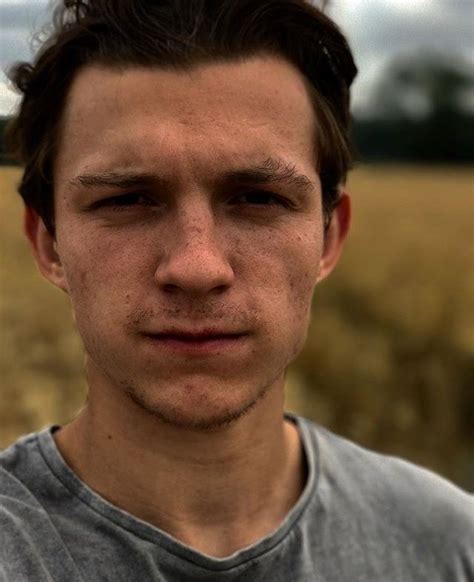 Does Anyone Else Think He Looks Like He Has Something Tucked In Both Cheeks Tom Holland