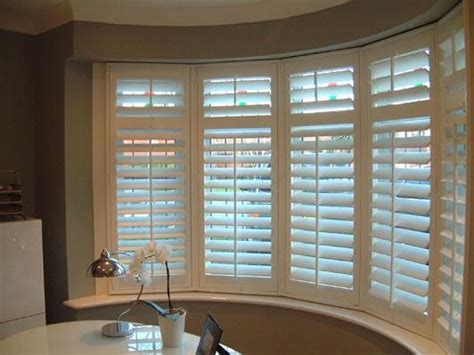 In window sizes, the bay windows are the large type of design covering many areas in the room. Opinions on these fitted window blinds please ...