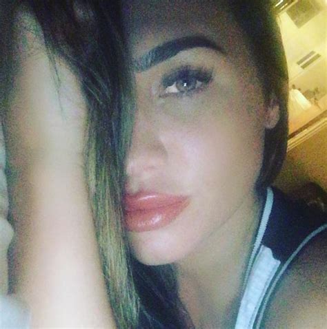 Towies Lauren Goodger Accused Of Photoshopping Her Instagram Pictures