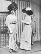 Alice Keppel und ihre Tochter Violet Trefusius, 1912
