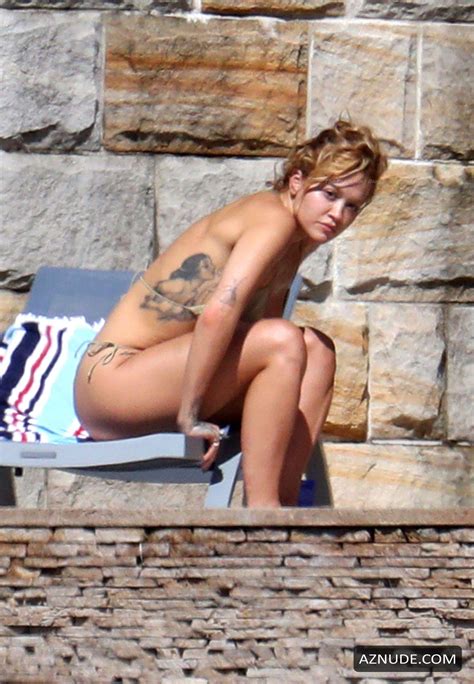 Rita Ora Sexy Displays Her Nude Tits And Hot Bikini Body In Sydney