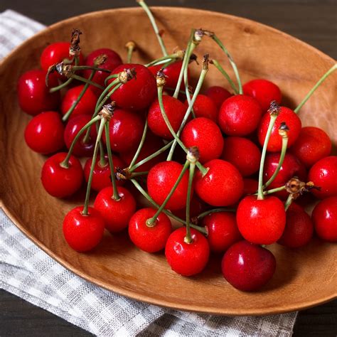 Your Guide To The Different Types Of Cherries And How To Use Them