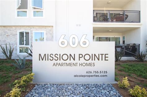 Mission Pointe Apartments Homes Apartments In Alhambra Ca