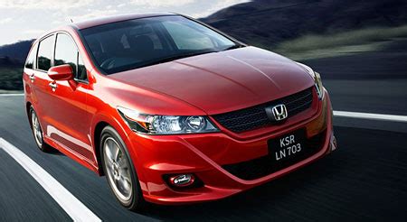 Honda have issues with the aircon. Honda Stream RST facelift unveiled in Japan! - paultan.org