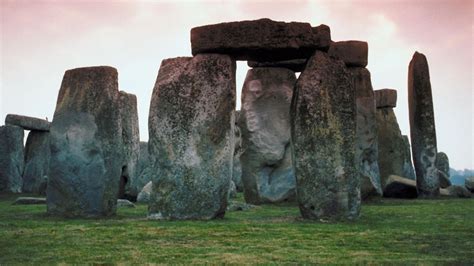 Lost Treasures - National Geographic Channel - Asia