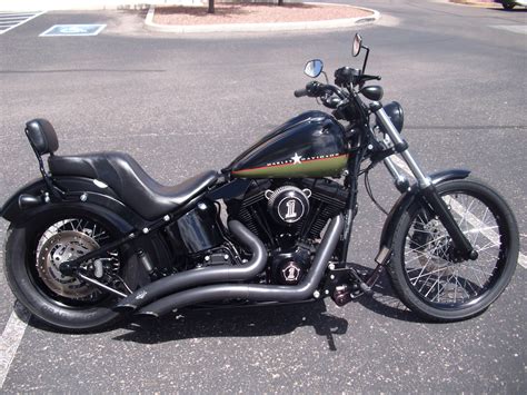 The softail family grows a little bigger and a little badder with the introduction of the new 2011 blackline, the latest addition to the motor company's successful dark custom line. 2011 Harley-Davidson Softail Blackline For Sale Sierra ...