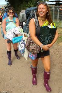 Glastonbury Girls Descends On Festival With Hunter Wellies Posh Grub