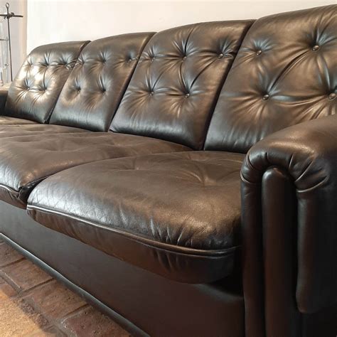Sofa aus leder ტყავის სამეულები. Vintage Viersitzer-Sofa aus schwarzem Leder - Piet Jonker