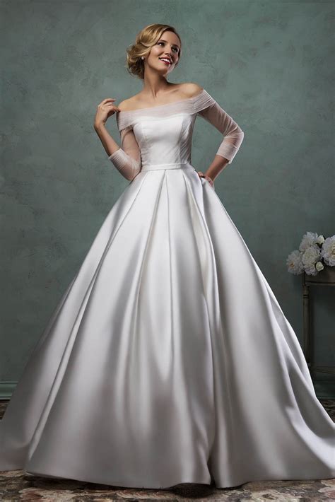 Https://tommynaija.com/wedding/3 4 Sleeve Simple Wedding Dress