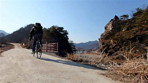Sujupal Peaks Member Saejae Bicycle Path Korea By Bike