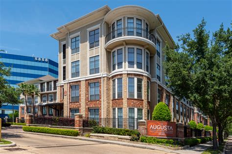 Similar searches one bedroom den apartment houston tx for rent: One Bedroom Apartment For Rent in Houston, Texas