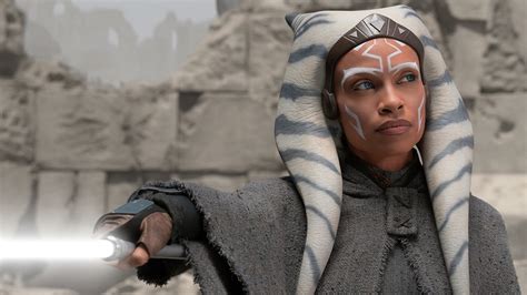 Rosario Dawson Reveals Ahsoka S Transition In Star Wars Ahsoka Was Inspired By Gandalf Geektyrant