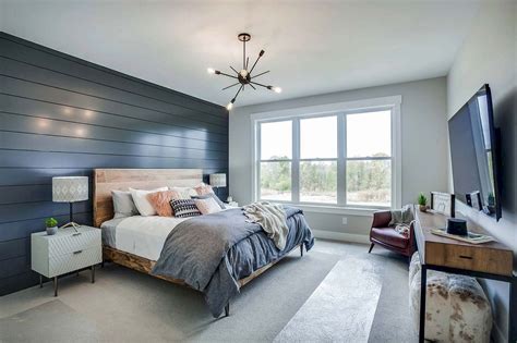 Nice 63 Gorgeous Farmhouse Master Bedroom Design Ideas