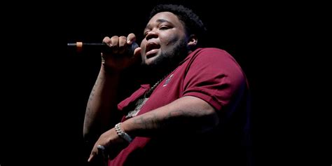 Weight in kg and lbs: New Rap Song of the Day: Rod Wave's "Counted Steps ...