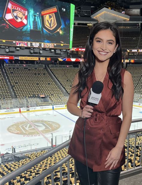 Miami Reporter Samantha Rivera Stiff Arms Obnoxious Fan On Live Tv After Game 2 Of Stanley Cup Final