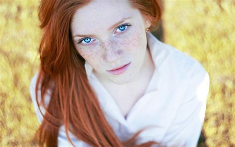 Mia Sollis Women Redhead Freckles Looking At Viewer Hazel Eyes Simple Background Wallpaper